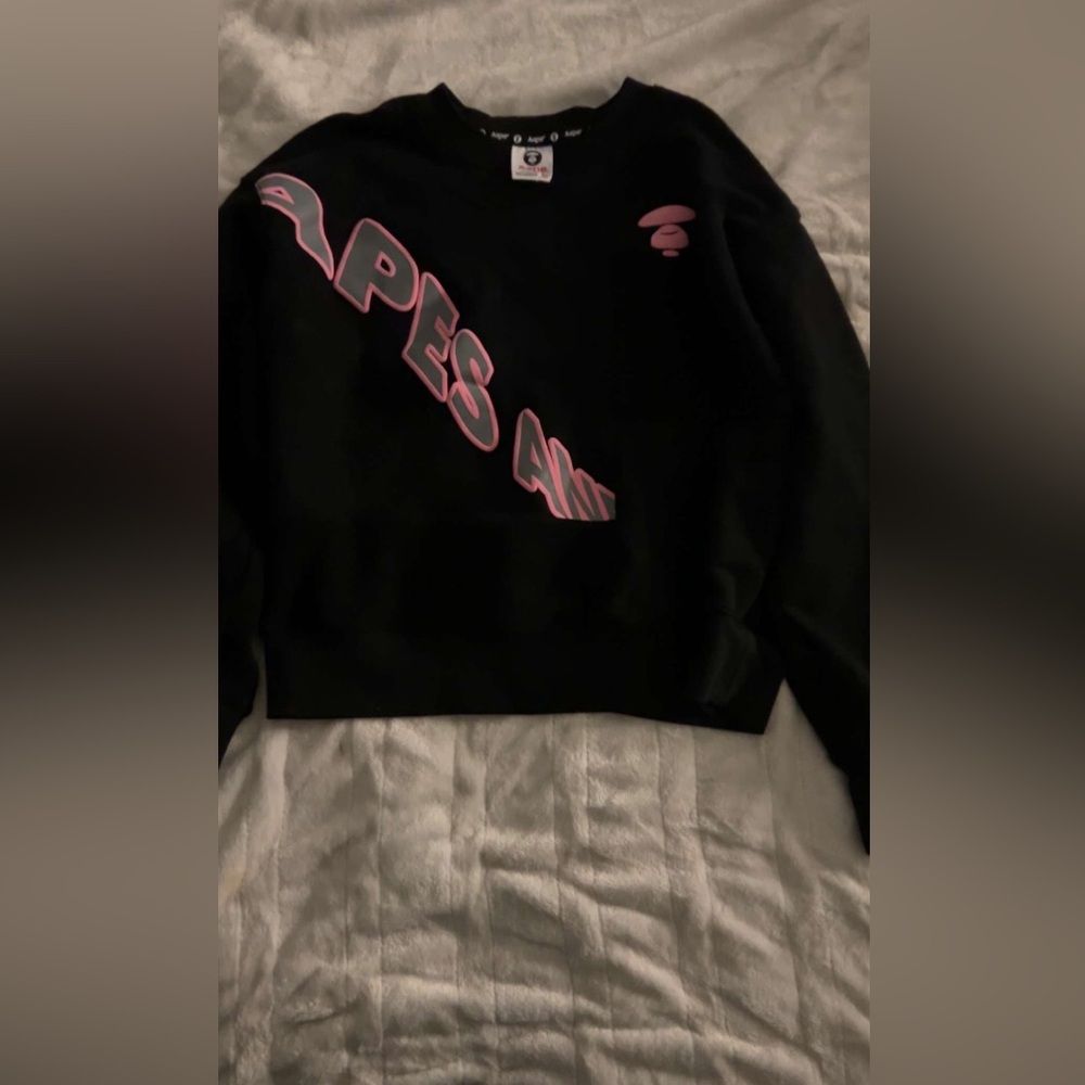 Bape women’s sweatshirt from the bape pop up barely worn